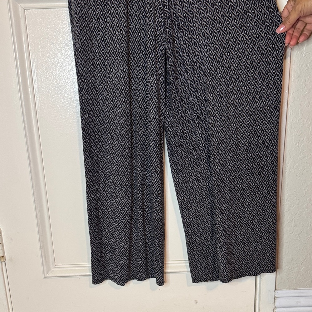 Loveappella Ciara Knit Jumpsuit in Black & White - Picture 12 of 12